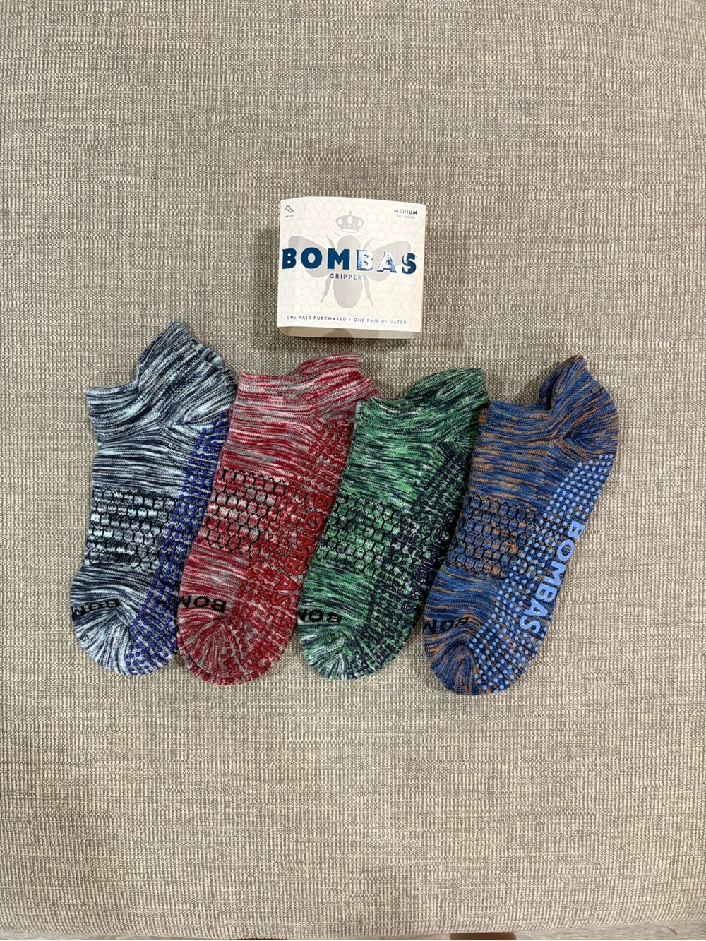 Bombas women gripper Sock 4-Pack — Blue, Orange-Blue, Green, Red